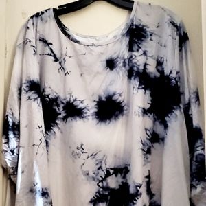 Plus size 26 top